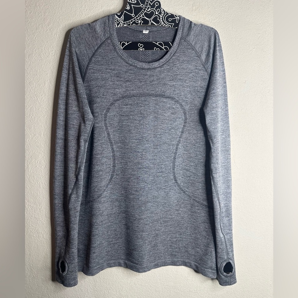 Sold please don’t purchase Lululemon Swiftly Tech Long Sleeve Crew